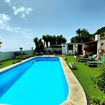 Semesterbostad Paredes Barlovento