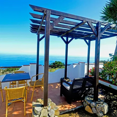 Paredes Сasa de vacaciones *